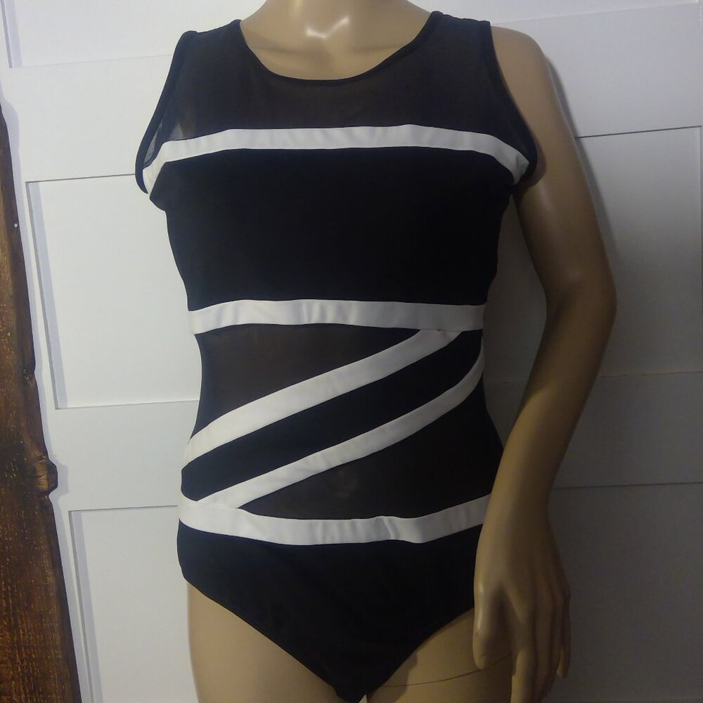 Azura Australia Women's Black and White One-Piece Swimsuit (Size 14)